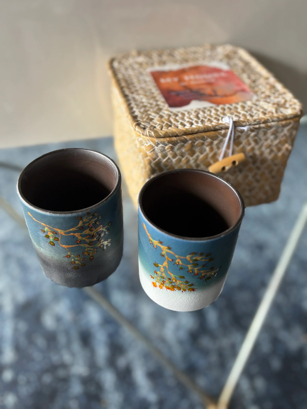 Hand Painted Japanese Ceramic Coffee and Tea Mug Set of 2 in Traditional Basket