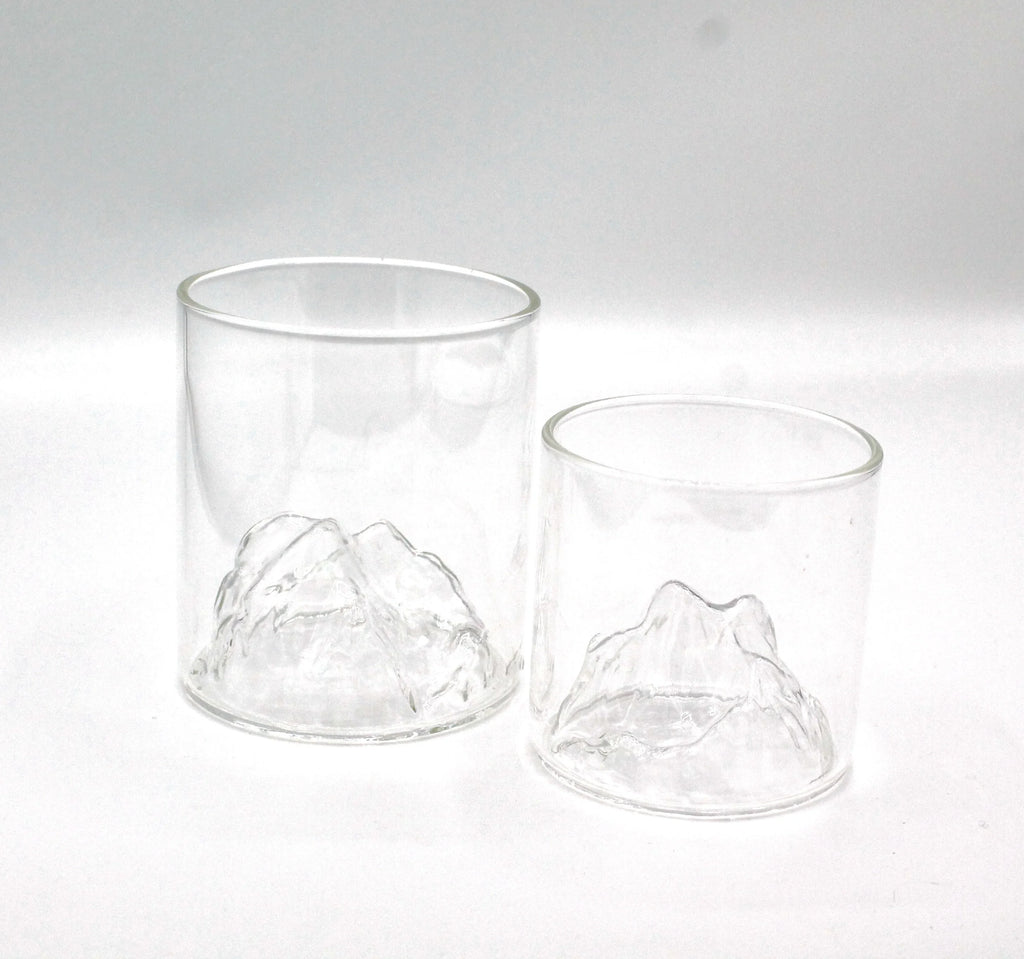 Elegant Whiskey Tumbler With Inside Mountain Motif- Set for Cocktail Lovers and Father’s Day Gift