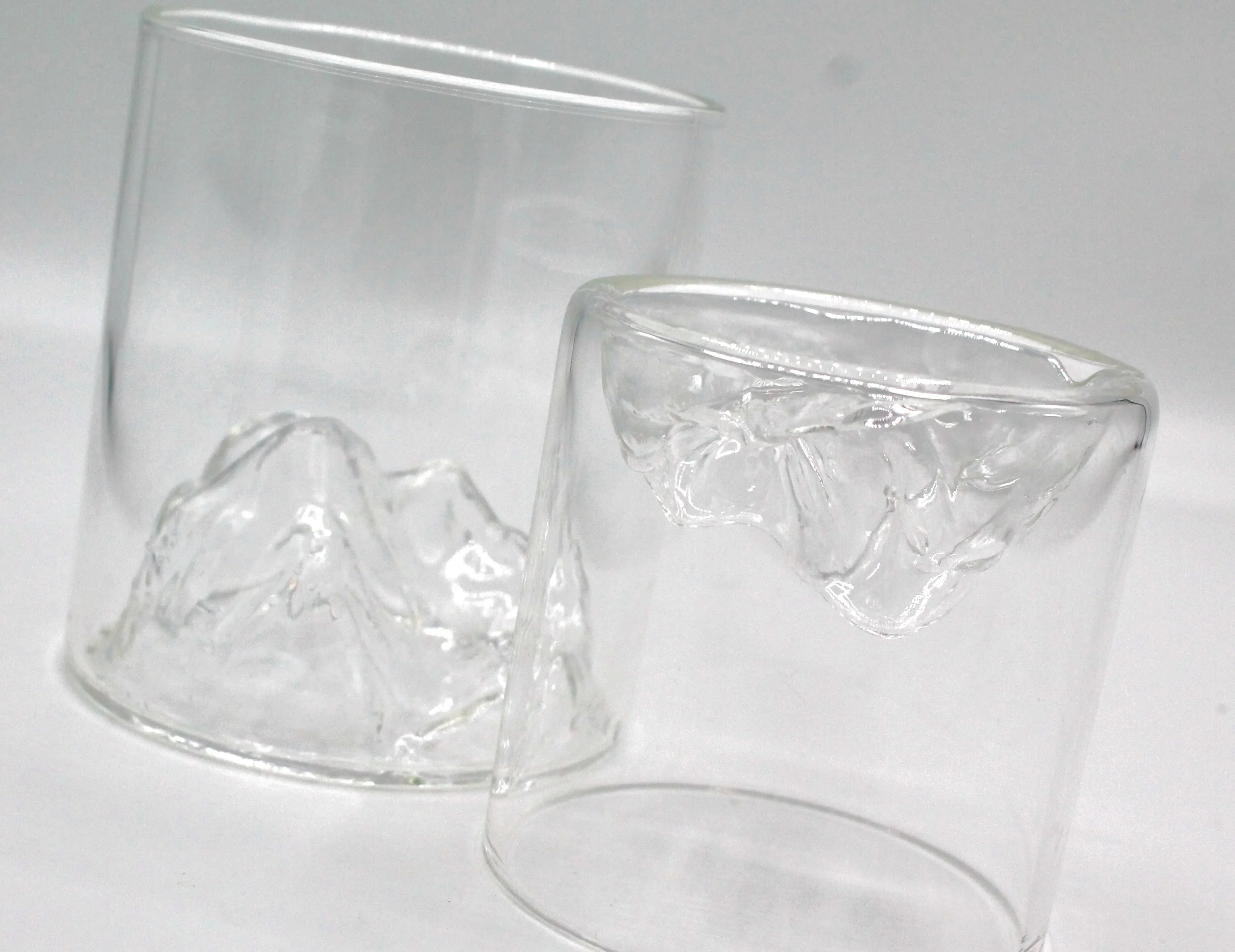 Elegant Whiskey Tumbler With Inside Mountain Motif- Set for Cocktail Lovers and Father’s Day Gift