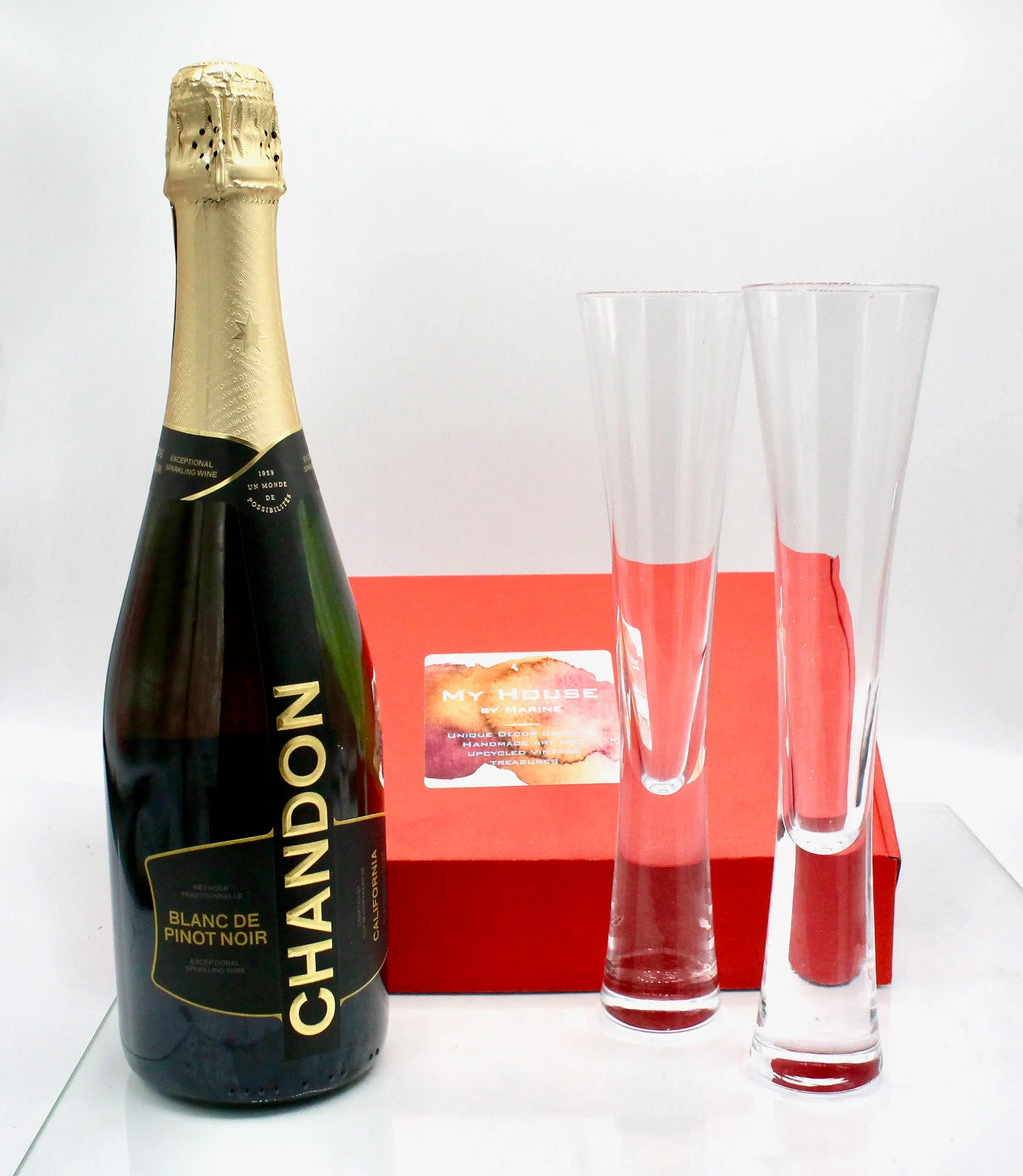 Romantic Hand-Blown Crystal Champagne Flutes Set with Rose Petals in Elegant Red Box