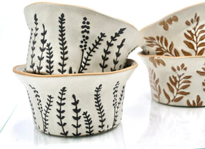 My House by Marine baking dish Black Floral Whimsical Ceramic Baking Cup Beige with Floral Designs for Contemporary Farmhouse Decor