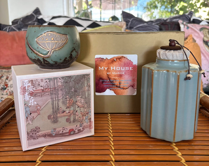 My House by Marine Coffee & Tea Mugs Tea Lover Gift Box: Delicate Hand Painted Floral Cup and Traditional Tea Leaf Container