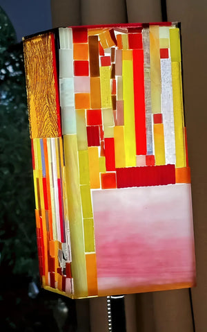 My House by Marine table lamp Stained Glass Bedside Lamp: Art Deco Touch Control Table Lamp in Red & Yellow